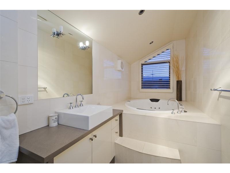 26 Mambourin Street, Werribee VIC 3030