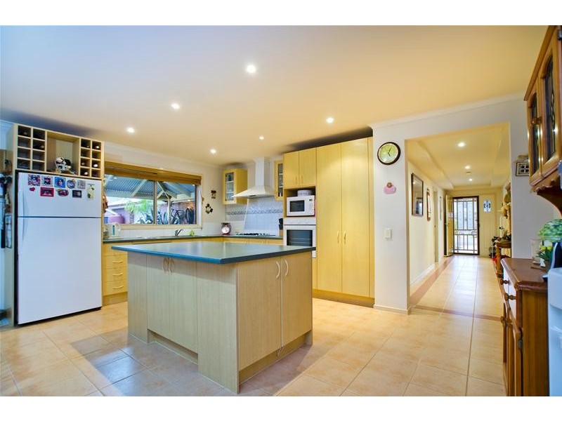 8 Dartmouth Court, Wyndham Vale VIC 3024