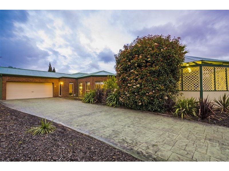 7 Hartwell Court, Werribee VIC 3030