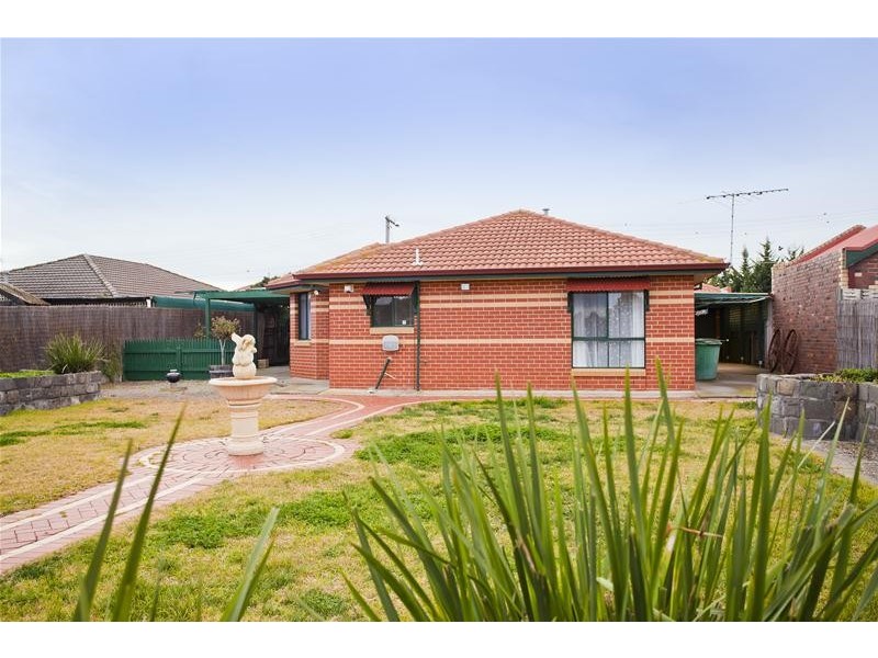61 Angela Drive, Hoppers Crossing VIC 3029