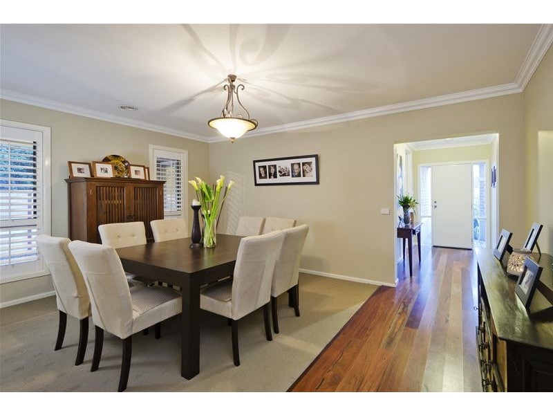 15 Ashley Avenue, Hoppers Crossing VIC 3029