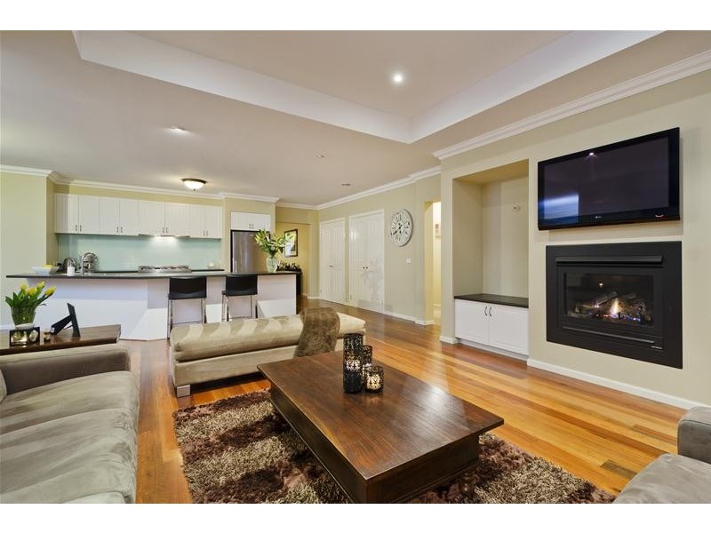 15 Ashley Avenue, Hoppers Crossing VIC 3029