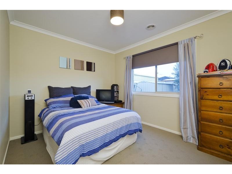 15 Ashley Avenue, Hoppers Crossing VIC 3029