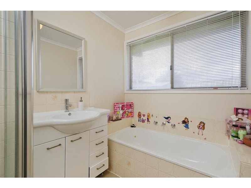 21 Argyle Crescent, Werribee VIC 3030