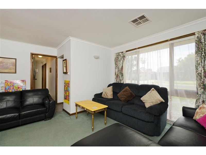 30 Wilton Close, Wyndham Vale VIC 3024