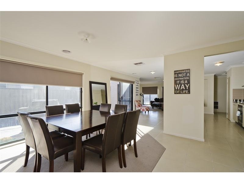 38 Orlando Drive, Truganina VIC 3029