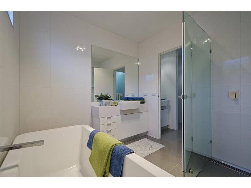 4 Mulwala Court, Wyndham Vale VIC 3024