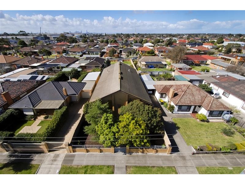 122 Second Avenue, Altona North VIC 3025