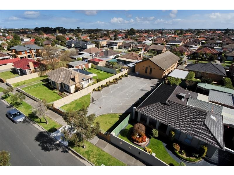 122 Second Avenue, Altona North VIC 3025