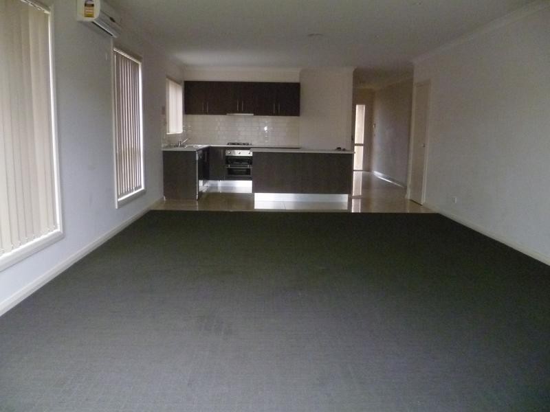 8 Faye Avenue, Truganina VIC 3029