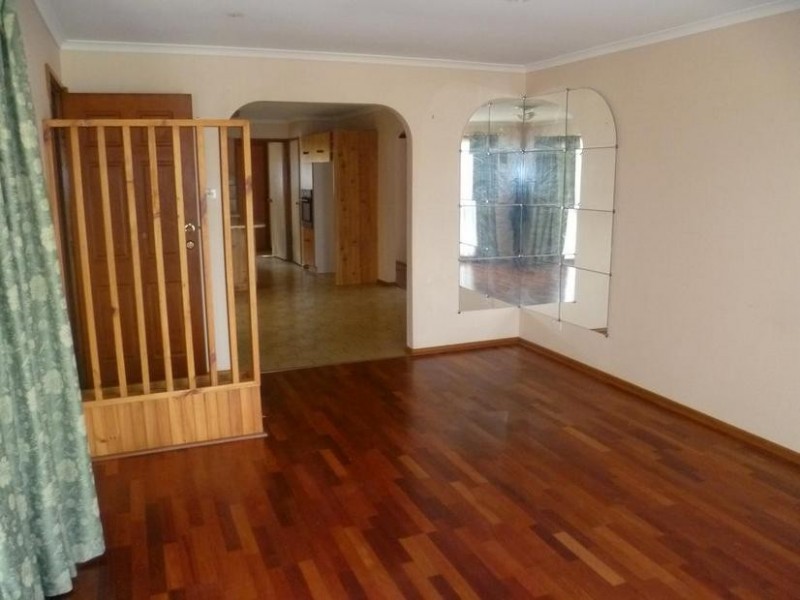 2 Kingfisher Court, Werribee VIC 3030