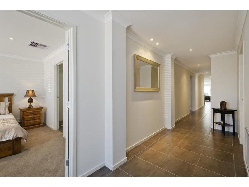 37 Weavers Str, Wyndham Vale VIC 3024