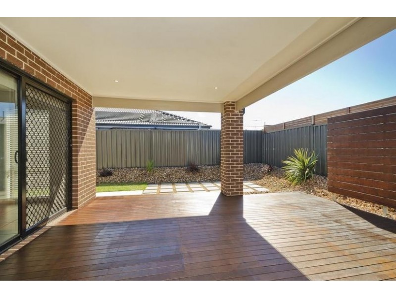 37 Weavers Str, Wyndham Vale VIC 3024