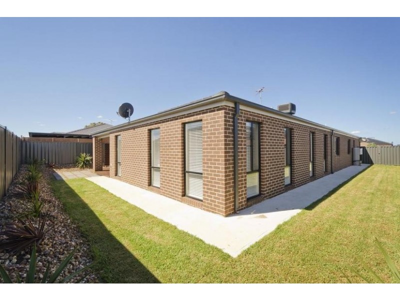 37 Weavers Str, Wyndham Vale VIC 3024