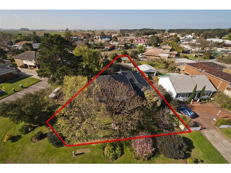 23 Beach Road, Werribee South VIC 3030
