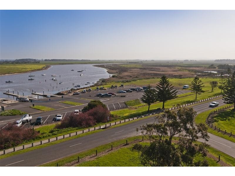 23 Beach Road, Werribee South VIC 3030