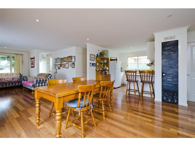 2 Wardrope Court, Wyndham Vale VIC 3024