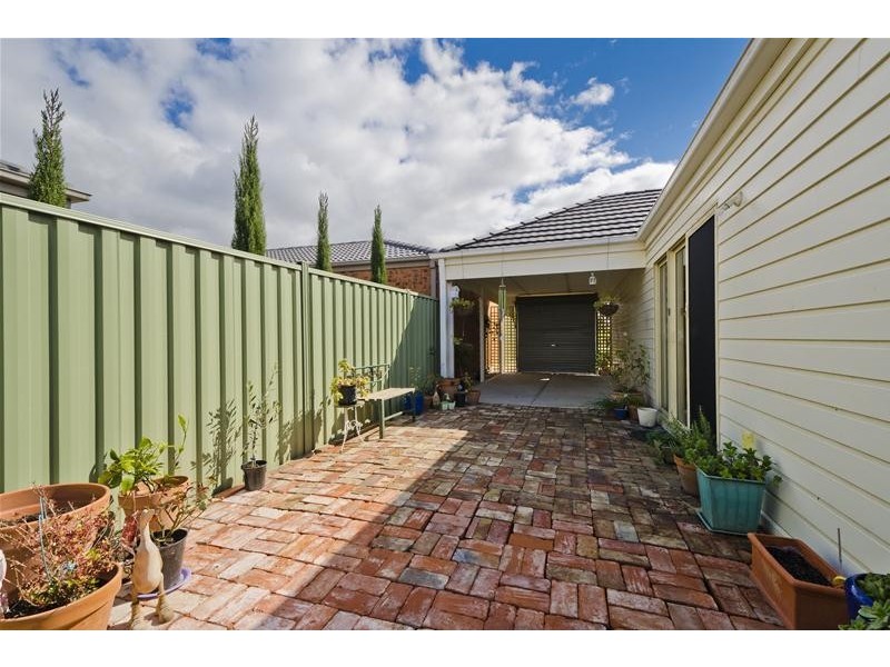 2 Wardrope Court, Wyndham Vale VIC 3024