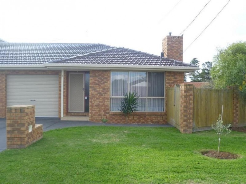 1/1 Florence Court, Werribee VIC 3030