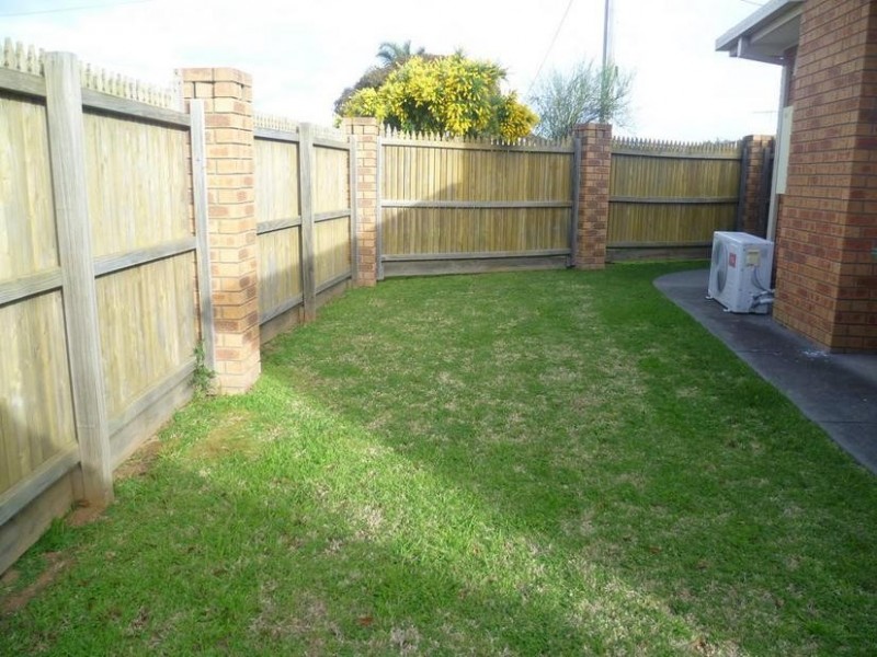 1/1 Florence Court, Werribee VIC 3030