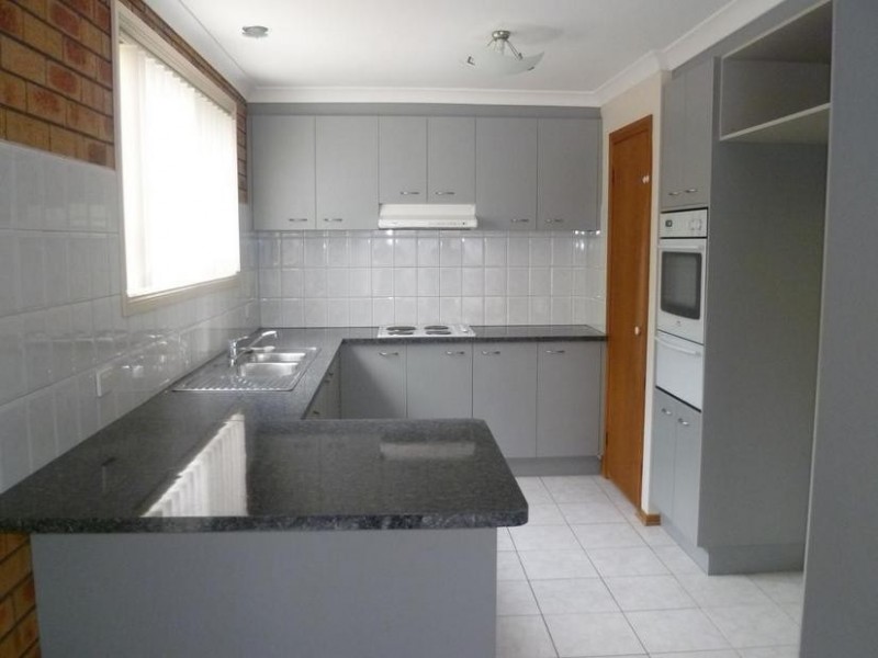 2/1 Florence Court, Werribee VIC 3030