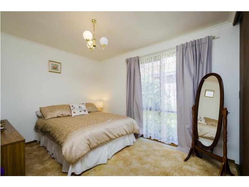 2/193 Ballan Road, Wyndham Vale VIC 3024