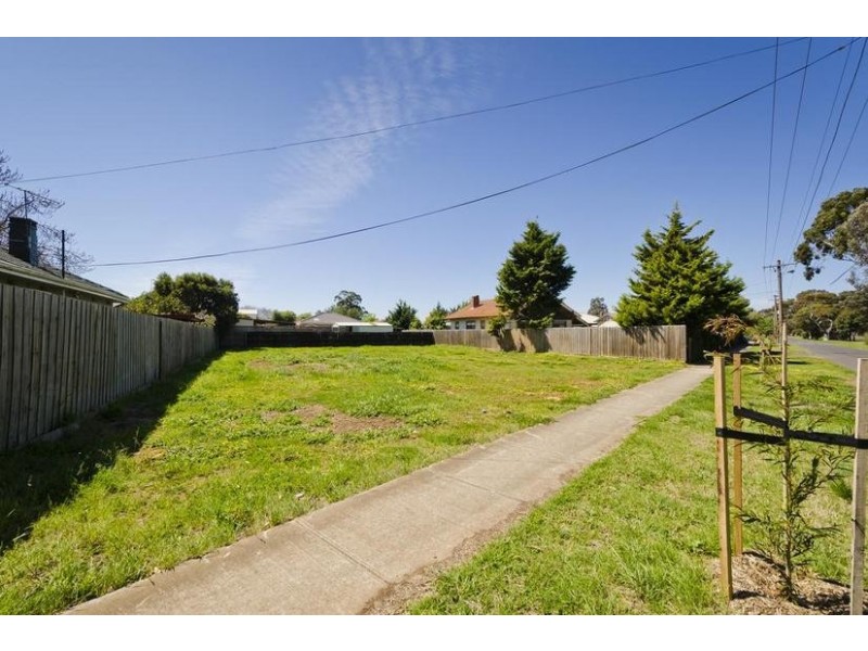 12 Ballan Road, Werribee VIC 3030