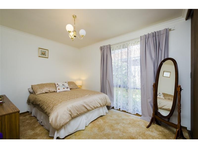 2/193 Ballan Road, Wyndham Vale VIC 3024