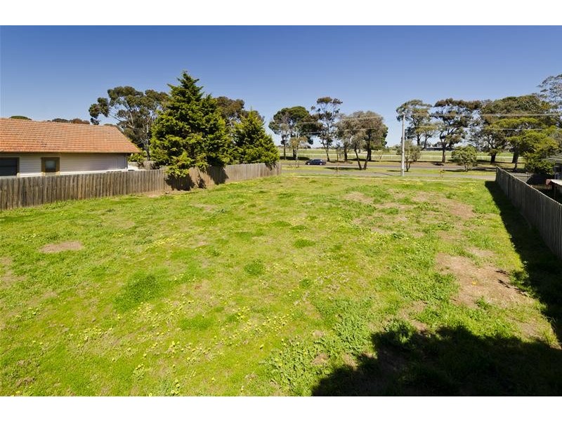 12 Ballan Road, Werribee VIC 3030