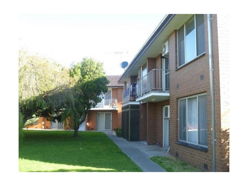 9/3 Robin Str, Altona VIC 3018