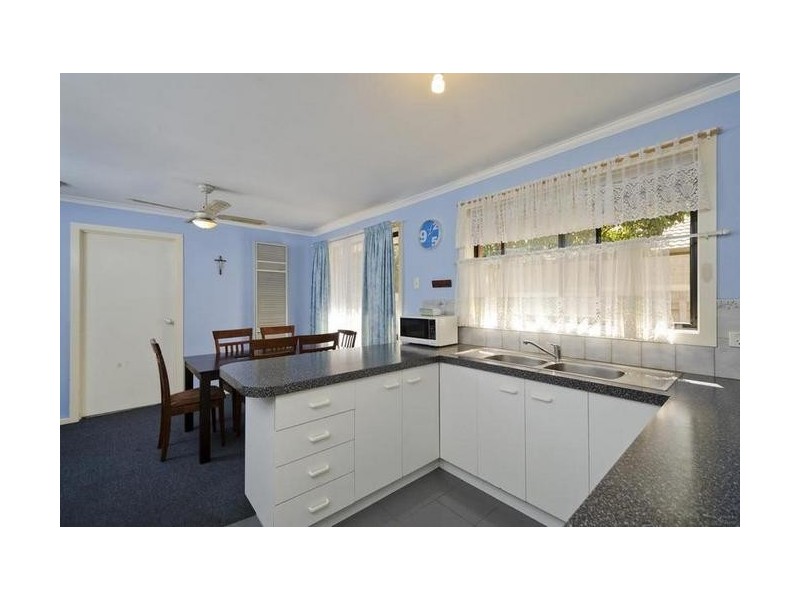 11 Tigris Cl, Werribee VIC 3030