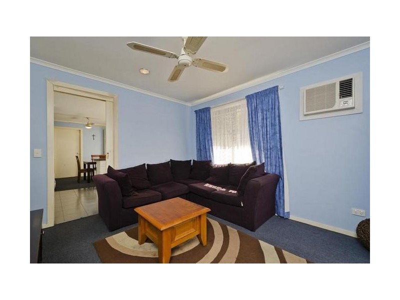11 Tigris Cl, Werribee VIC 3030