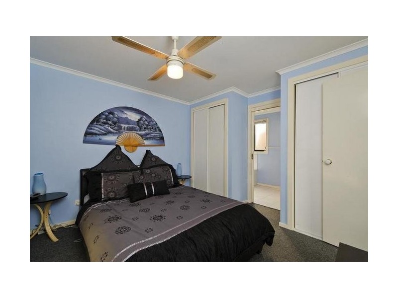 11 Tigris Cl, Werribee VIC 3030