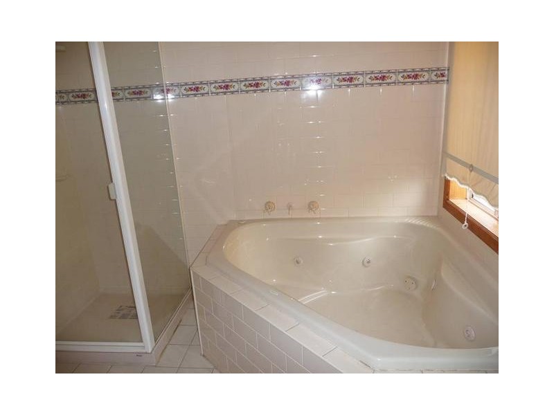 7 Silvereye Crescent, Werribee VIC 3030