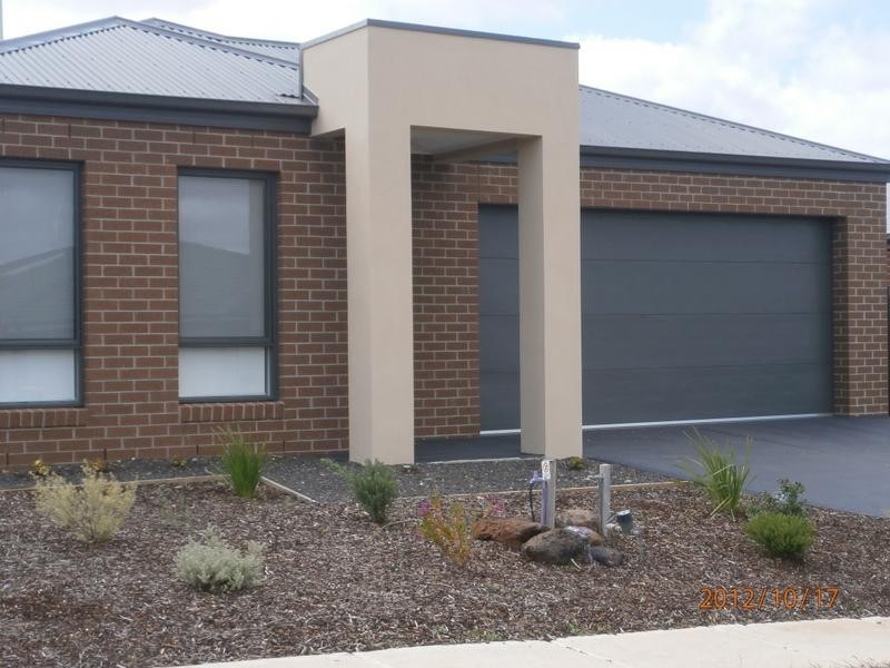 33 Grovedale Way, Wyndham Vale VIC 3024