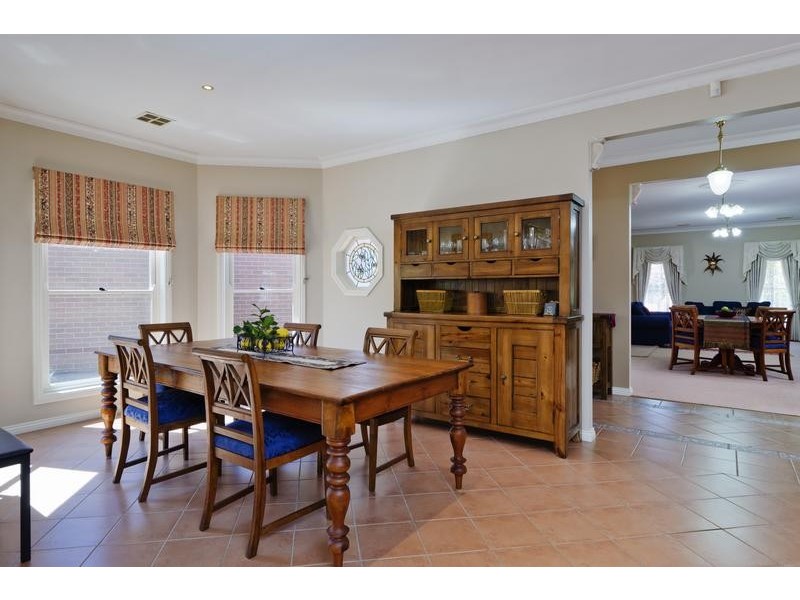 9 Fontain Court, Werribee VIC 3030