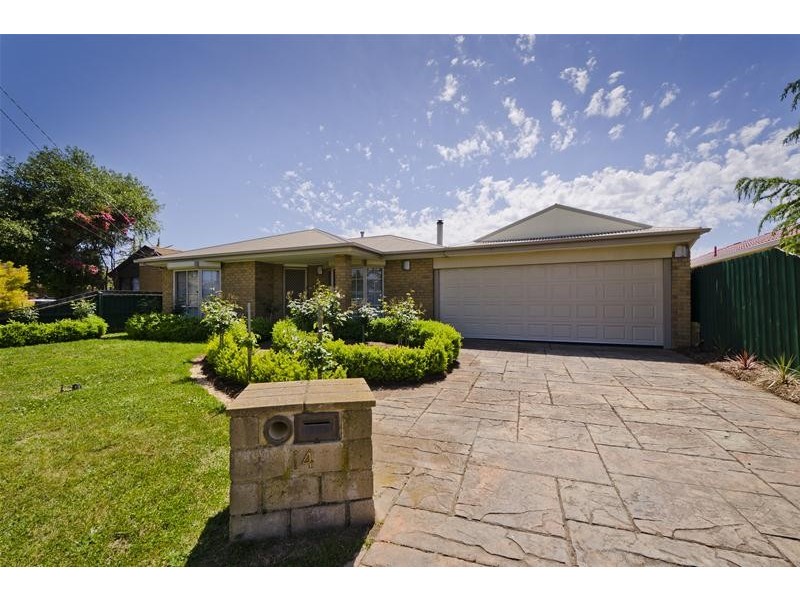 14 Larter Court, Hoppers Crossing VIC 3029