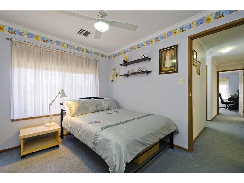 14 Larter Court, Hoppers Crossing VIC 3029