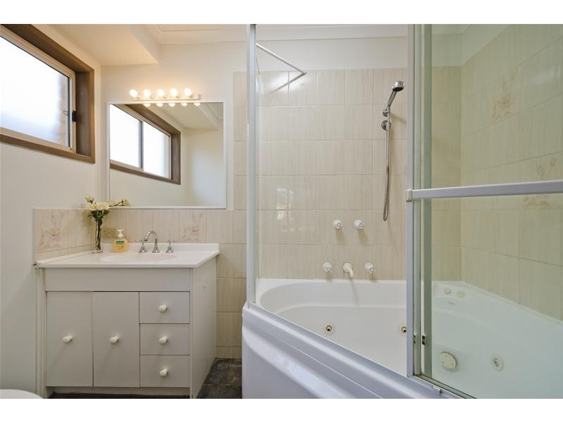 14 Larter Court, Hoppers Crossing VIC 3029