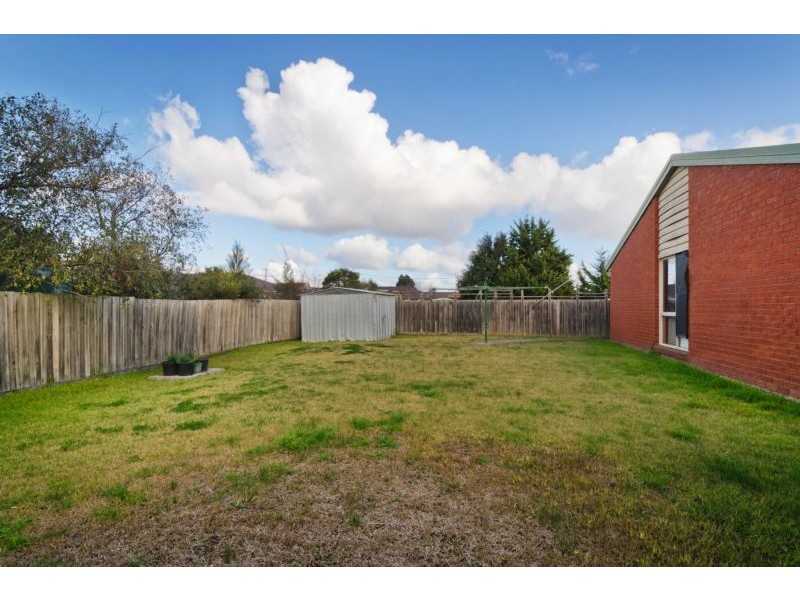 30 Coolabah Crescent, Hoppers Crossing VIC 3029