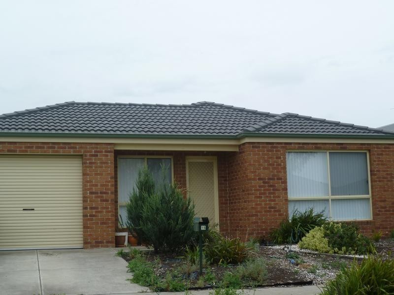 15 Mundi Crescent, Wyndham Vale VIC 3024