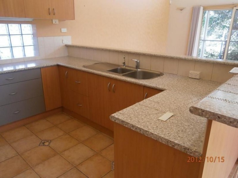 9 Eileen Crt, Werribee VIC 3030