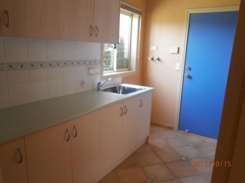 9 Eileen Crt, Werribee VIC 3030