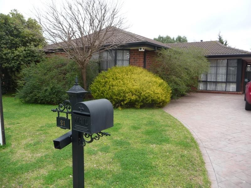 21 McMurray Crescent, Hoppers Crossing VIC 3029