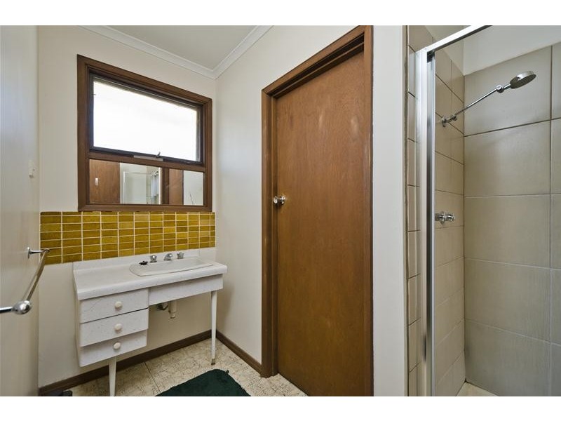 1/3 Bowman Street, Werribee VIC 3030