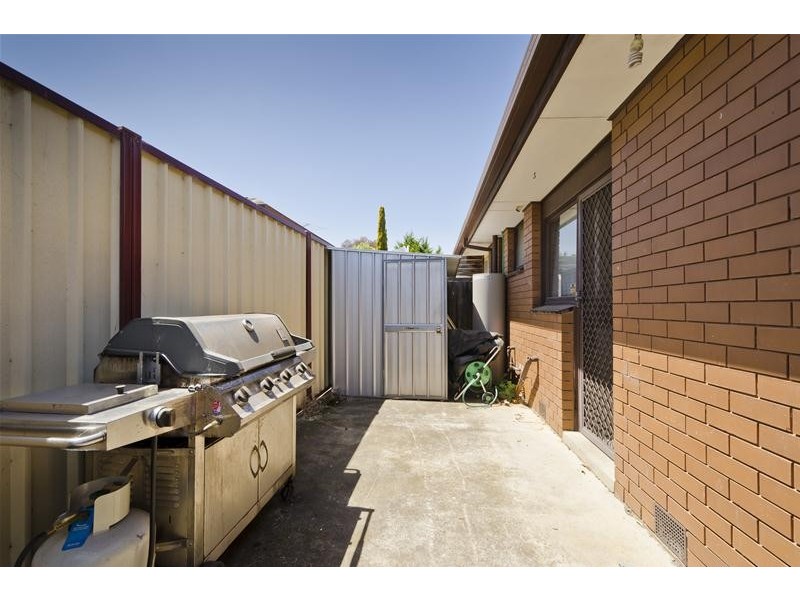 1/3 Bowman Street, Werribee VIC 3030