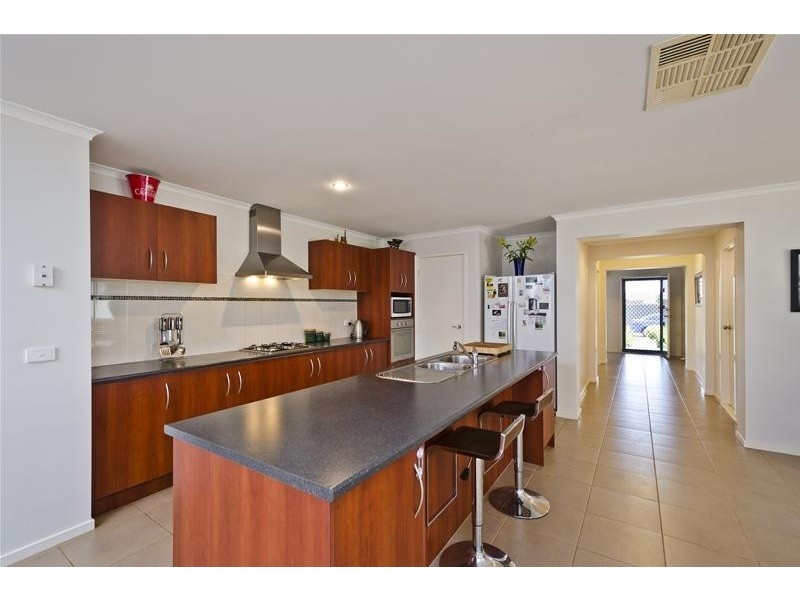 17 Mackay Road, Wyndham Vale VIC 3024