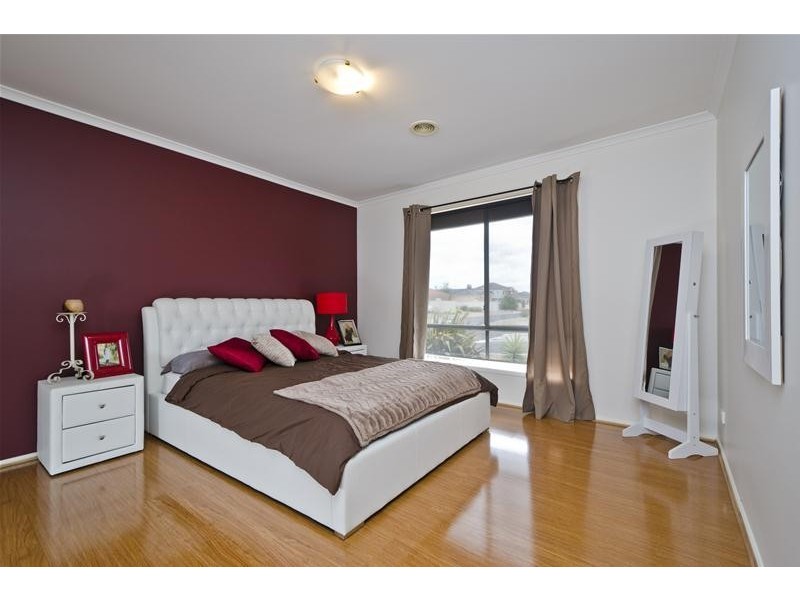 29 Knightsbridge Drive, Tarneit VIC 3029