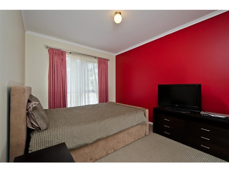 22 Diamond Drive, Werribee VIC 3030