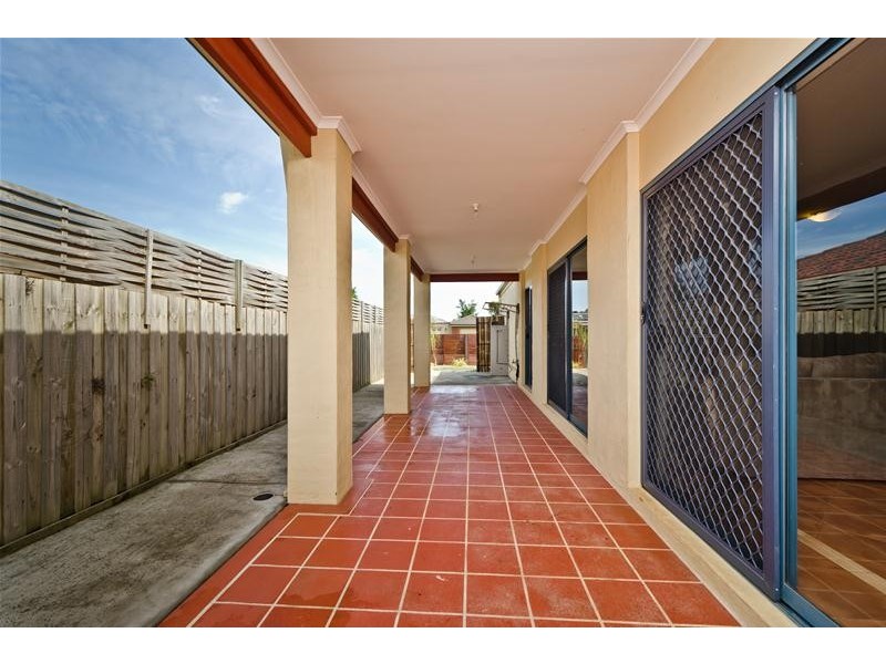 22 Diamond Drive, Werribee VIC 3030